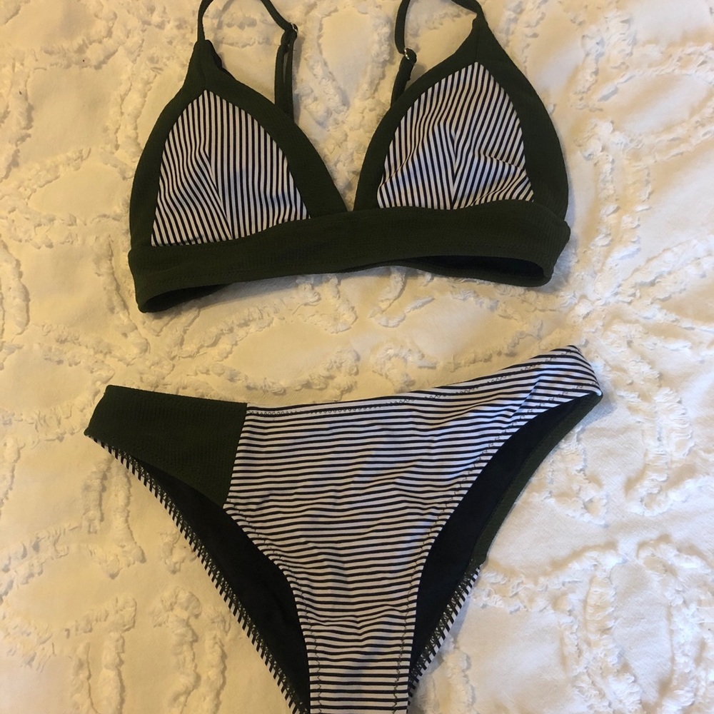 Cupshe Swimsuit small